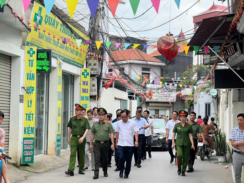 giam-doc-cong-an-ha-noi (3).jpg