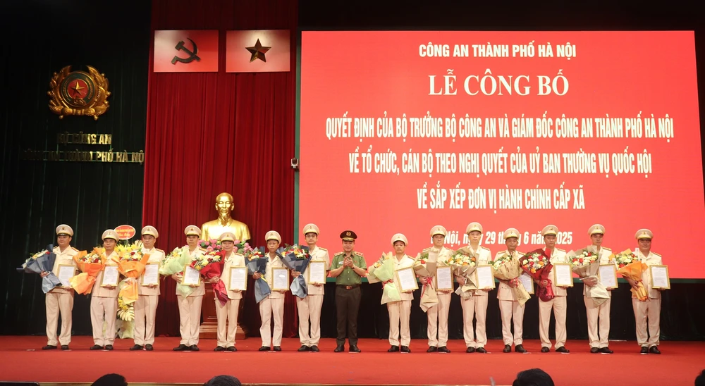 cong-an-ha-noi (1).jpg