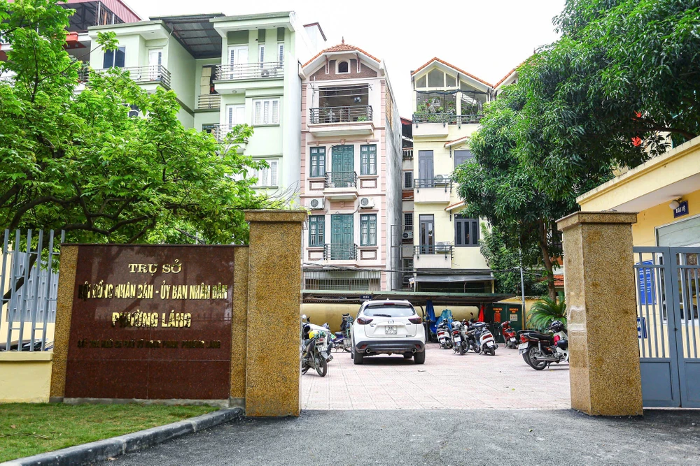 bo-may-hanh-chinh-moi (18).jpg