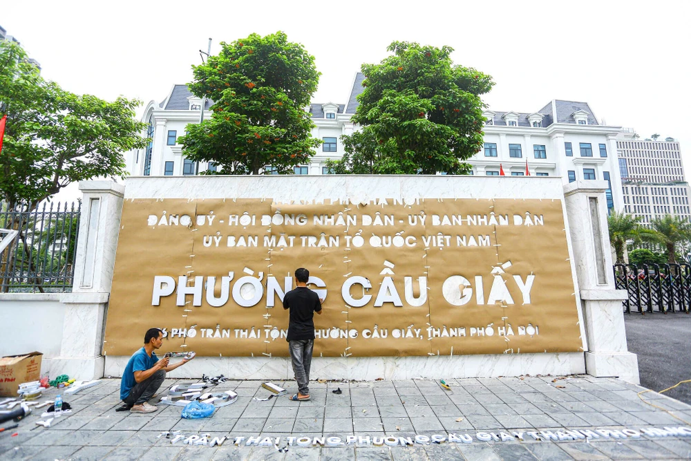 bo-may-hanh-chinh-moi (7).jpg