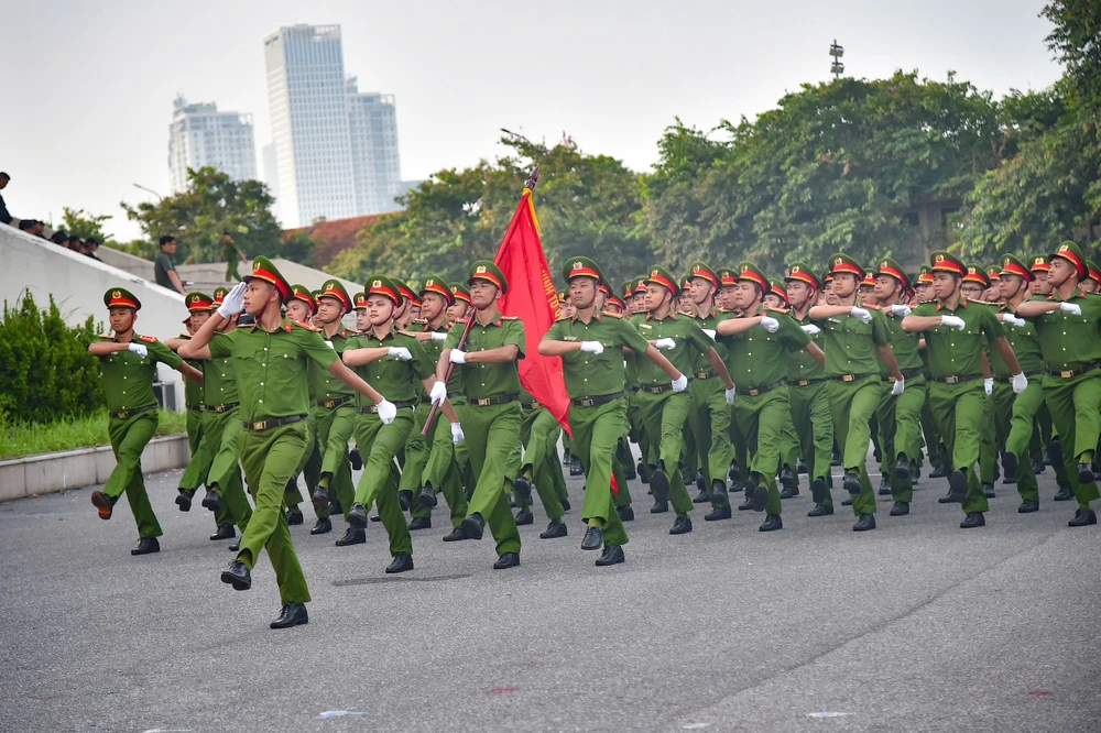Công an Hà Nội hợp luyện, sẵn sàng bảo đảm an ninh trật tự dịp 19-8 và 2-9