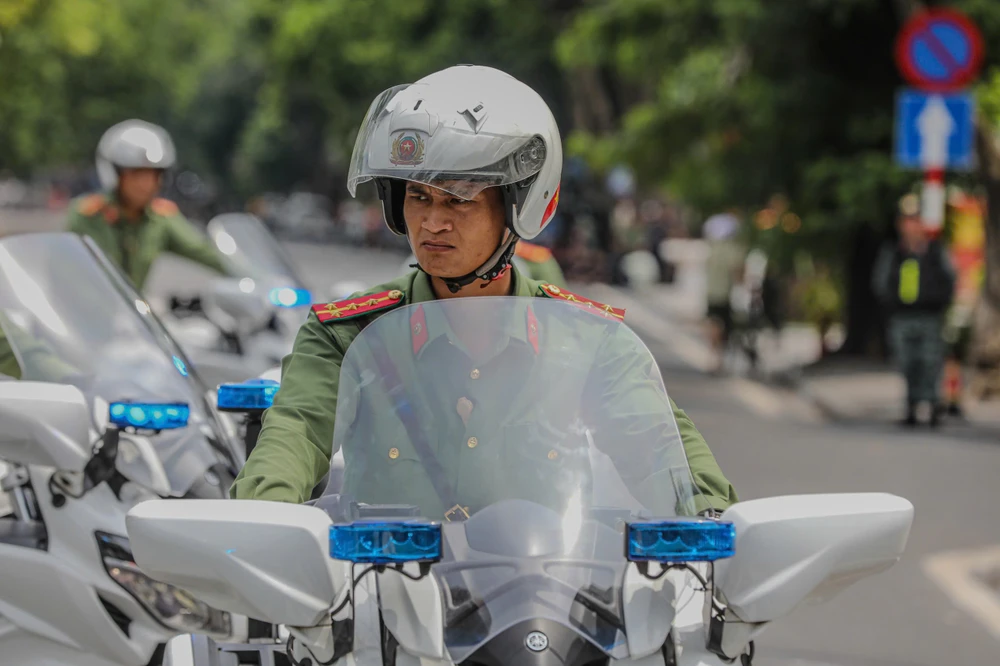 canh-sat-dac-nhiem (29).jpg