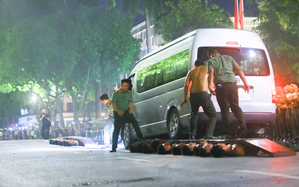 Bo-tu-lenh-bao-ve (12).JPG