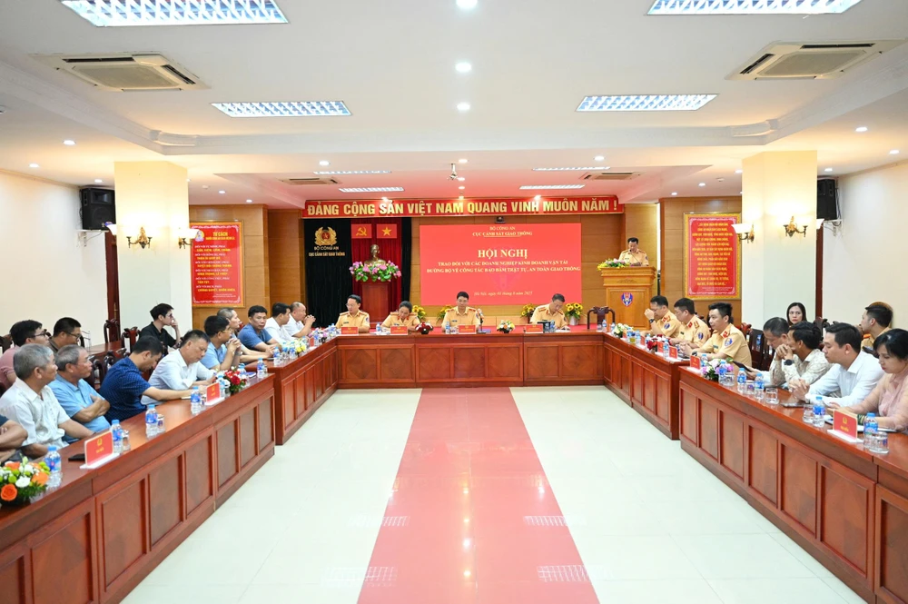 doanh-nghiep-kinh-doanh-van-tai (1).jpg