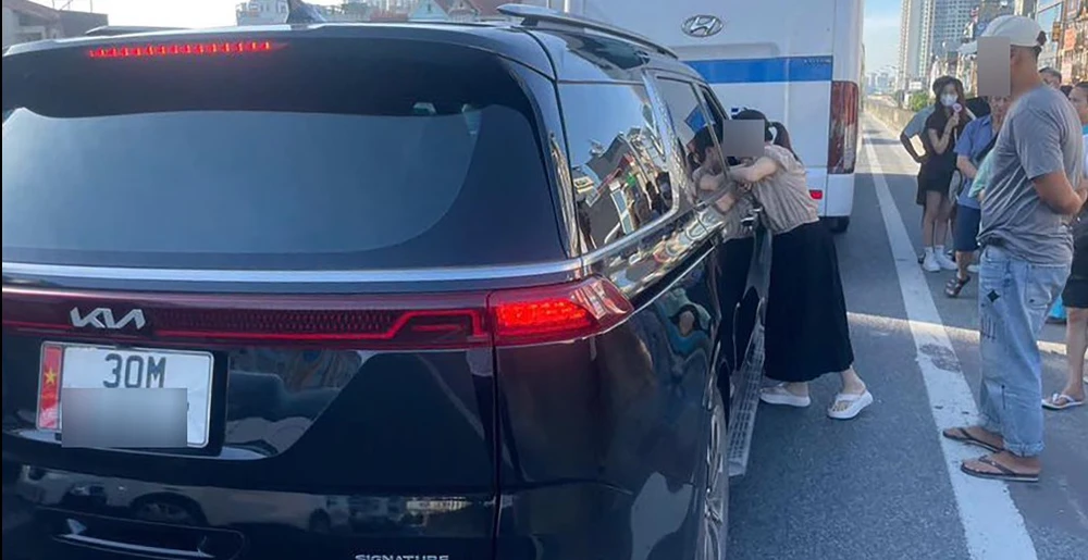 nguoi-dan-ong (2).jpg