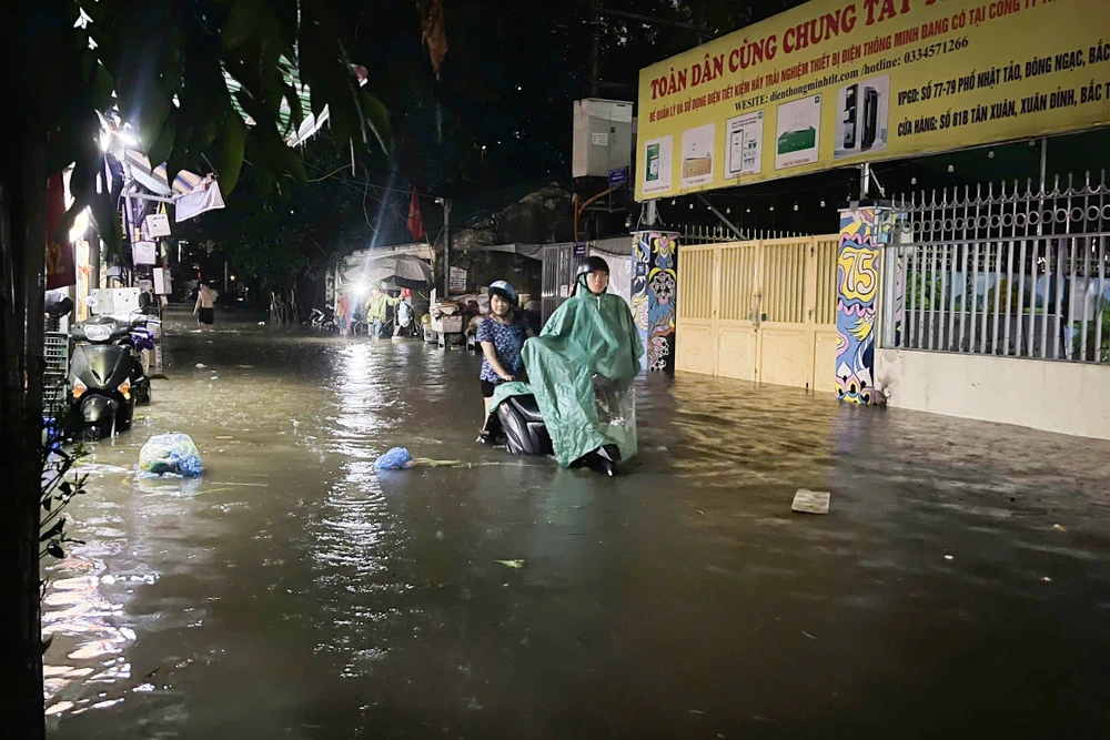 tran-mua-lon (5).jpg