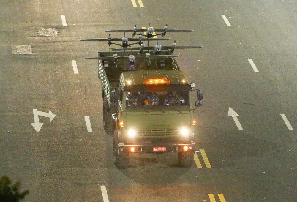 khi-tai-quan-su (4).jpg