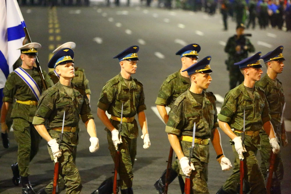 Đội hình tiêu binh danh dự là những quân nhân ưu tú, tuyển chọn của nước Nga.