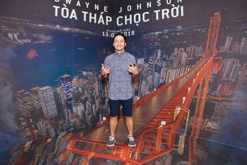 Hàng loạt hot girl dự buổi ra mắt phim Tòa tháp chọc trời ảnh 9