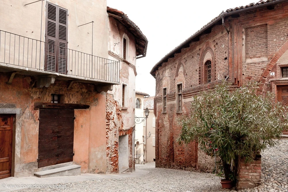 Saluzzo - những con đường lát sỏi làm nên thị trấn ảnh 15