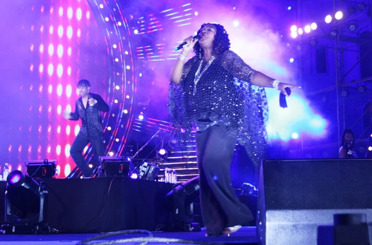 Boney M biến Vinpearl Land thành một “sàn disco trên đảo“ ảnh 6