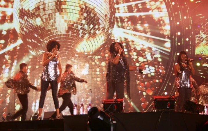 Boney M biến Vinpearl Land thành một “sàn disco trên đảo“ ảnh 3