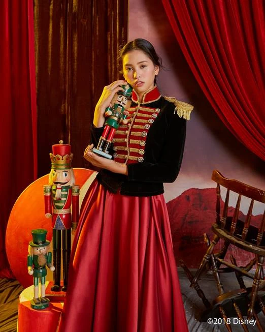 Tiểu Vy bất ngờ xuất hiện trên fanpage của 'Disney Studios' ảnh 7