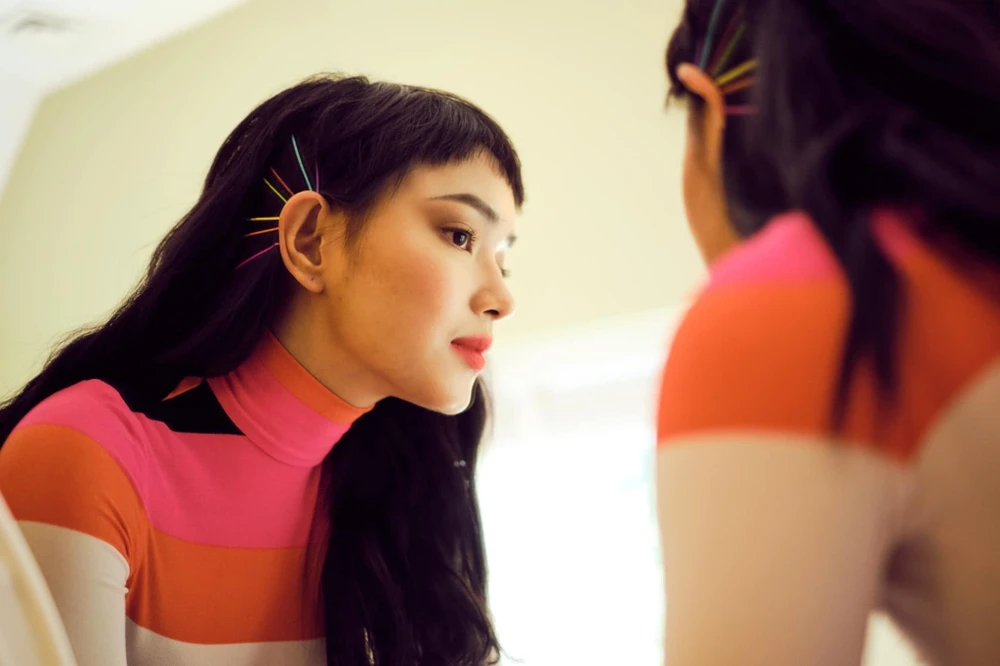 Cơn sốt 'kẹp tóc' năm 2000 oanh tạc giới trẻ Việt Nam ảnh 5