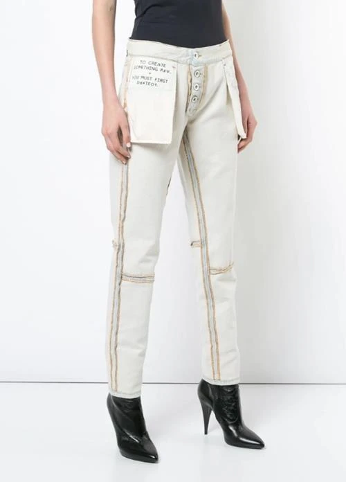 Sao Việt lần lượt diện đồ “lộn trái” xuống phố ảnh 7