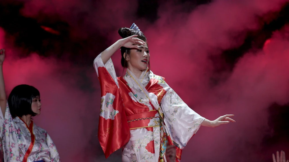 Tố My kết hợp cùng Quang Lê trong bản bolero mới tinh ảnh 5