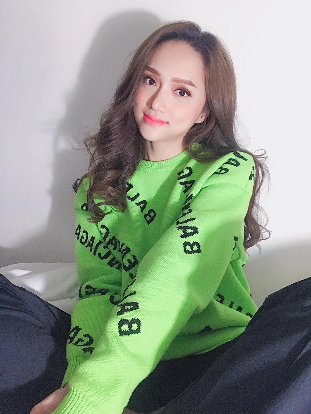 Hương Giang gây tò mò với teaser MV mới ảnh 1