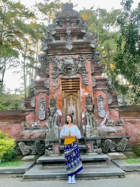 Ngắm Hà Thu diện bikini tại Bali ảnh 2