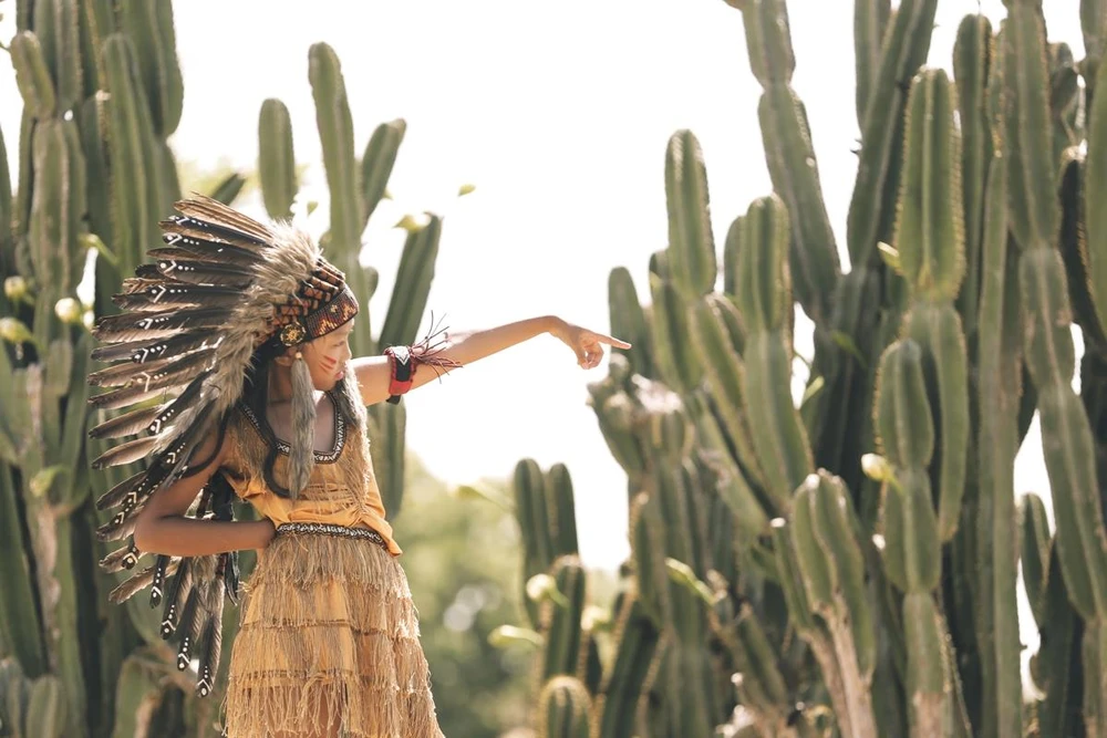 Ba mẹ con ca sĩ Thái Thùy Linh cùng làm MV ở biển Quảng Nam ảnh 5