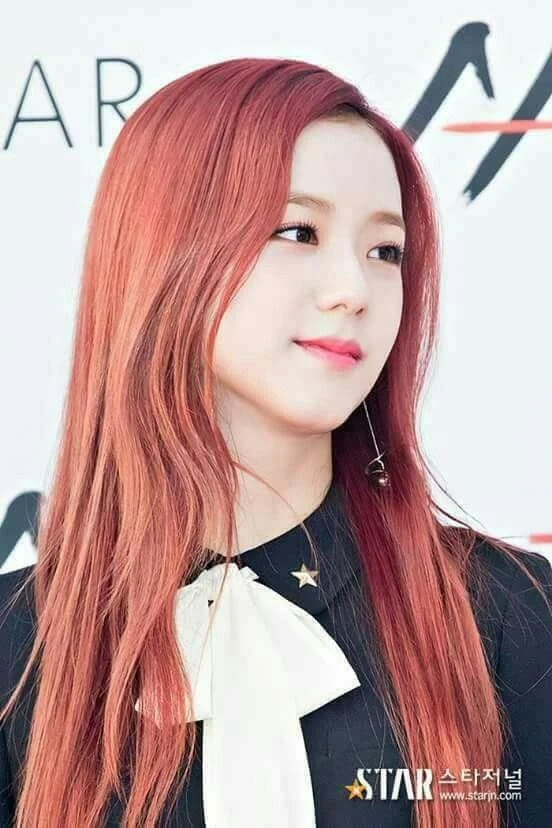 Nữ thần tượng Kpop nào xứng danh “Nàng tiên cá” ngoài đời thực ảnh 3