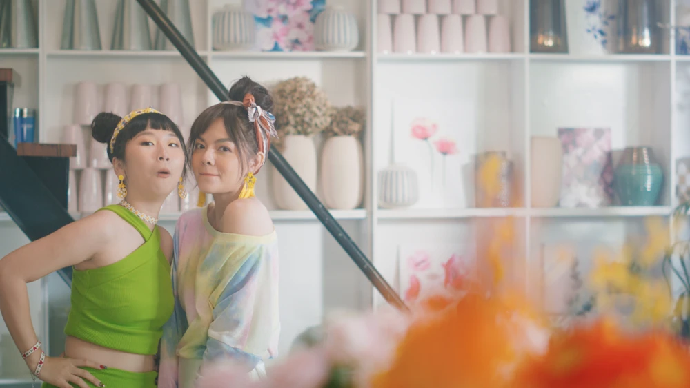 Phạm Quỳnh Anh trẻ trung, tươi mới trong teaser MV Xiêu lòng ảnh 4