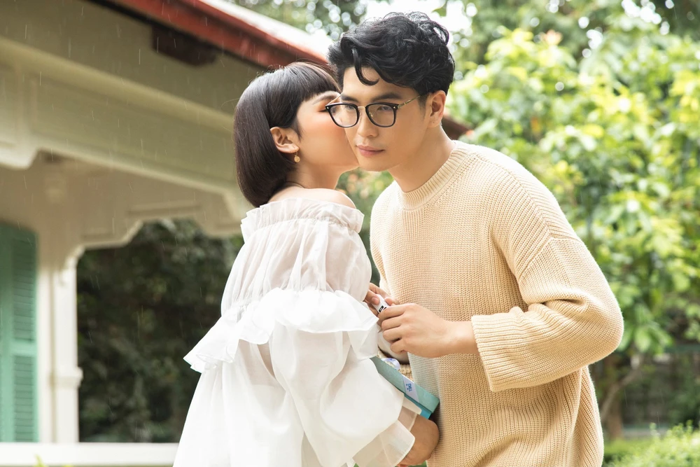 Hiền Hồ: MV 'Có như không có', là câu chuyện thật của bạn tôi ảnh 4