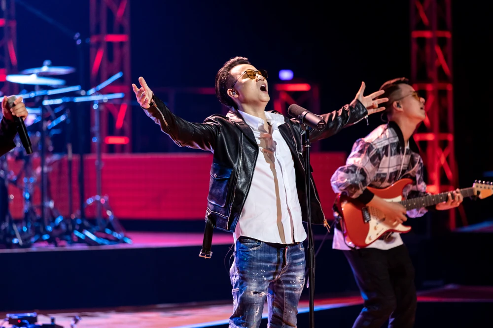 Hoàng Bách quyết tâm chơi lớn cho lần quay trở lại ảnh 3