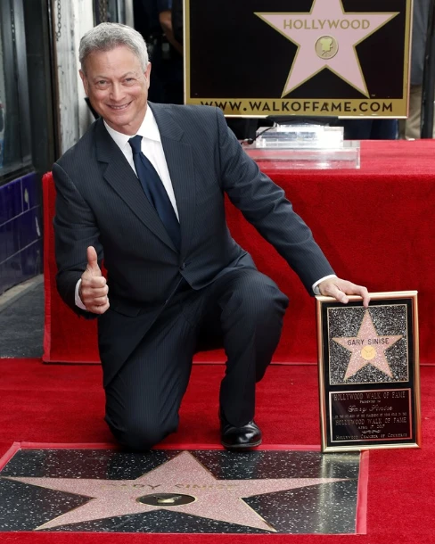 Thổn thức và đong đầy xúc cảm với Vì anh vẫn tin ảnh 6