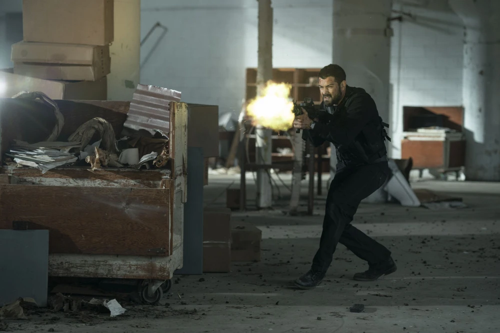 Già gân Bruce Willis tiếp tục phá đảo màn ảnh rộng ảnh 2