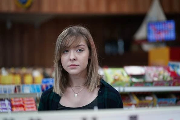 Vẻ đẹp nóng bỏng của 3 chị em trong Bẫy trăng máu ảnh 5