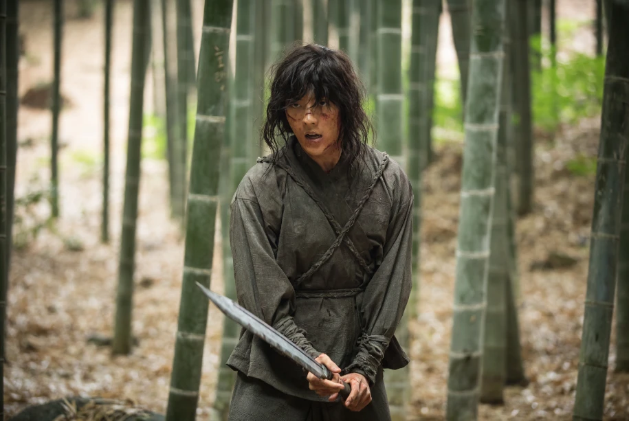 Điểm mặt gọi tên dàn diễn viên trong phim Kiếm Khách ảnh 8