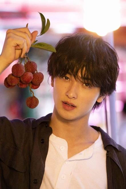 Nhóm nhạc BTS đặc cách hát nhạc phim trong Your Eyes Tell ảnh 3