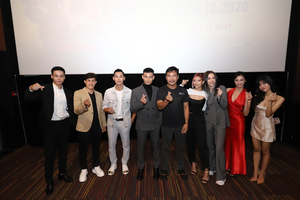 Dàn sao khoe sắc trên thảm đỏ ra mắt phim Võ sinh đại chiến ảnh 3