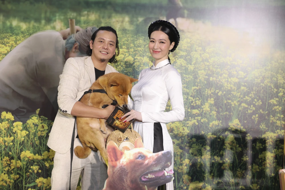 Những hình ảnh Cậu Vàng pose dáng trên thảm đỏ ảnh 11