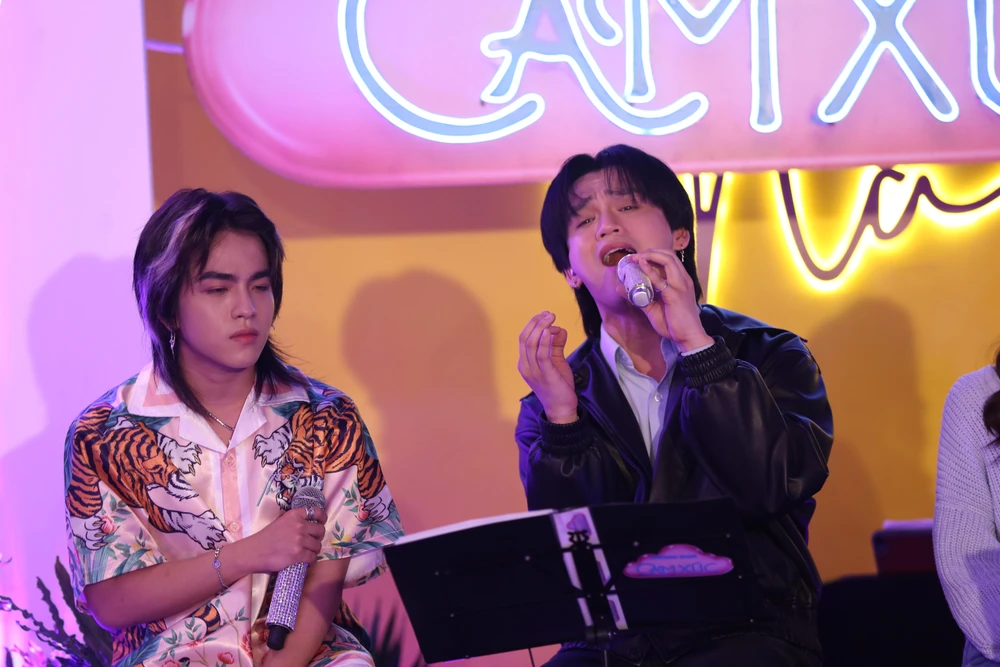 Nguyễn Trần Trung Quân với ca khúc Tự tâm.