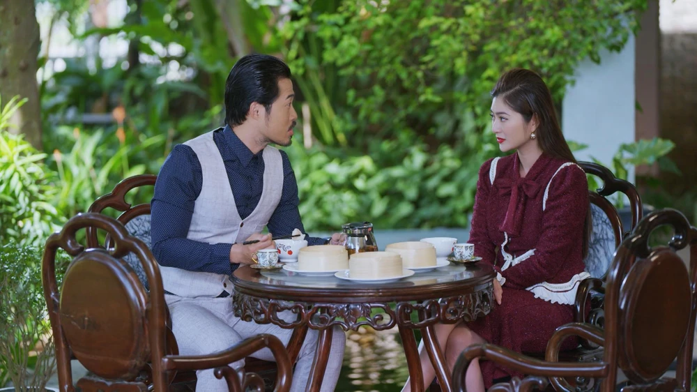 Chiêu Dương đồng ý với đề nghị của Lão Bàng. Ảnh: SV Chiêu Dương đồng ý với đề nghị của Lão Bàng. Ảnh: SV