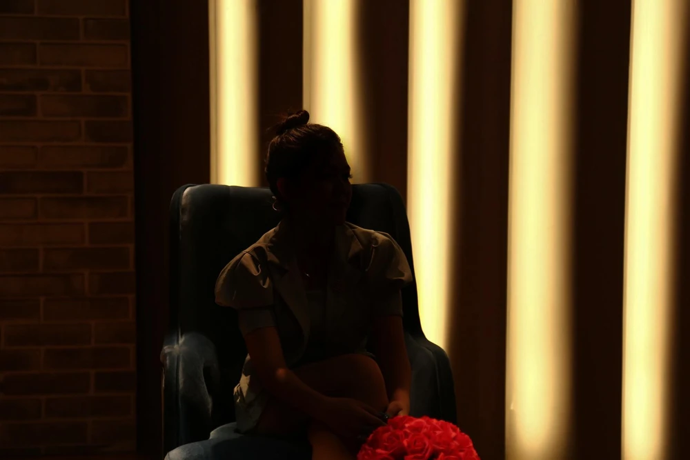 Chị A chia sẻ trong chương trình. Ảnh: CTCC Chị A chia sẻ trong chương trình. Ảnh: CTCC