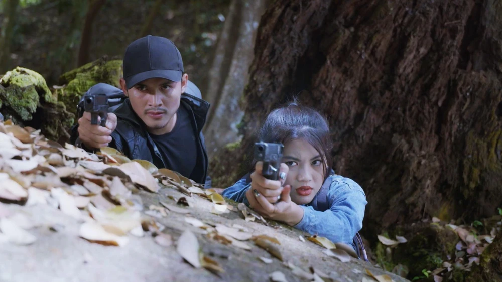 Mỹ Kỳ tranh thủ bóp cò hại Chiêu Dương.