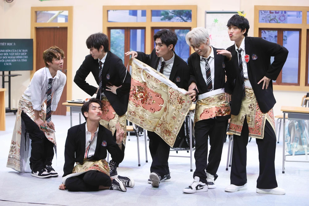 Loạt nam thần Cody, Trần Nhậm, Vũ Thịnh, Otis bó tay với ý nghĩa phía sau câu nói 'Ăn gì cũng được' của con gái.