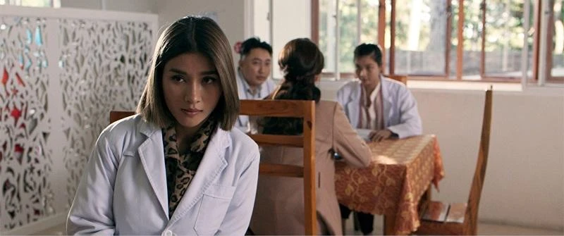 Liệu Kelly có tận dụng phép màu du hành thời gian này để giúp đỡ Quang Kha hay trục lợi cho bản thân mình?