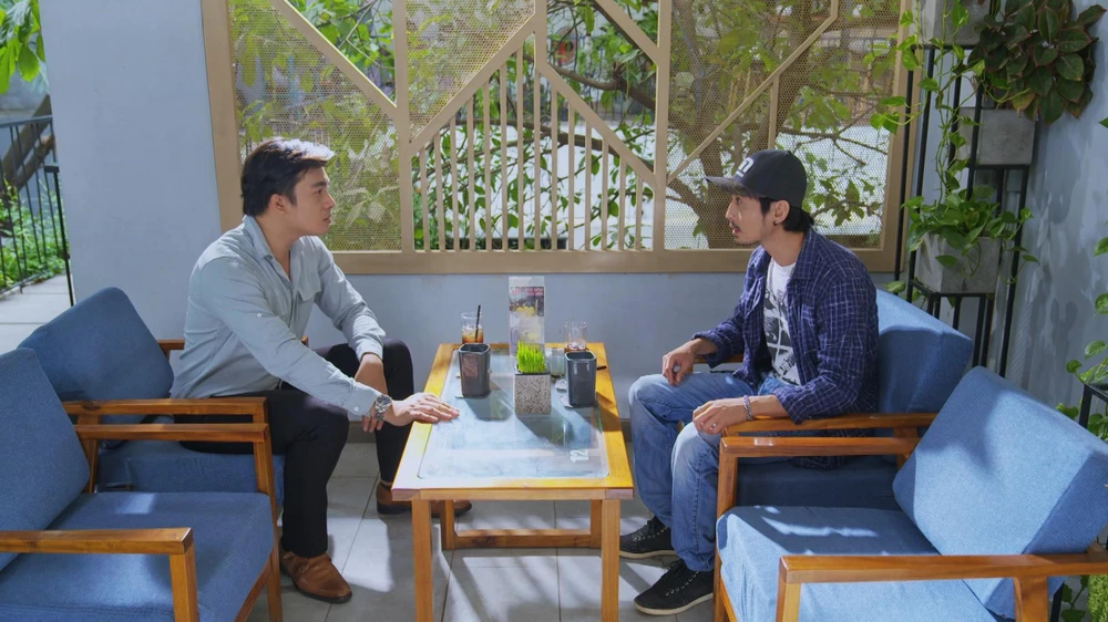 Lâm Phong gặp Trường Hận.