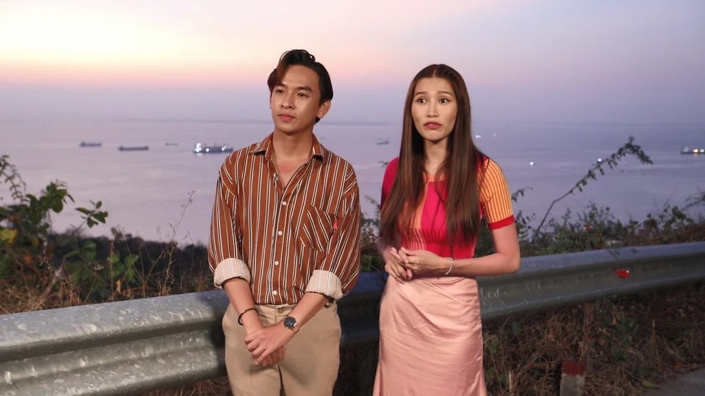 Hai nhân vật chia sẻ với chương trình.