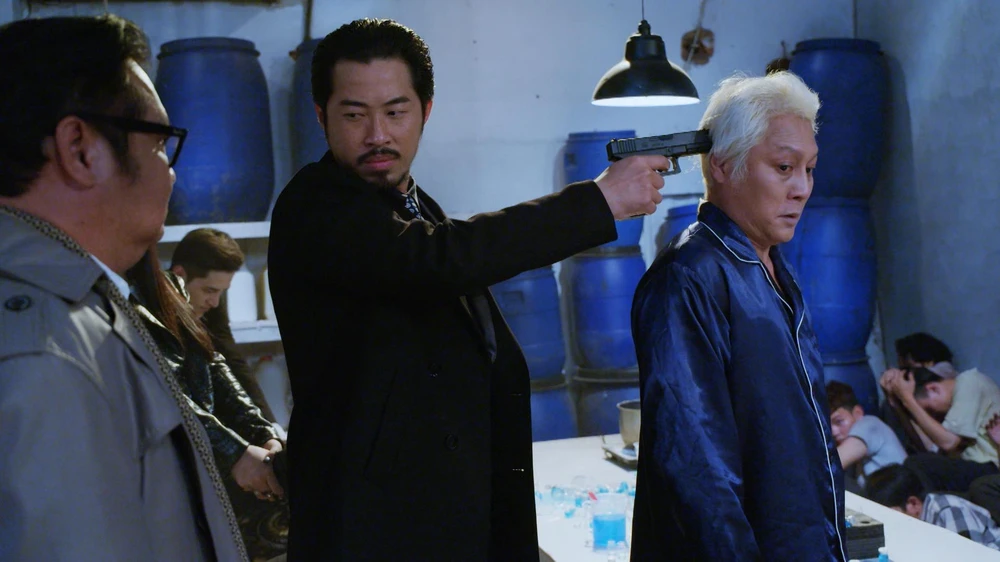 Lão Bàng tìm kiếm ông Kha.