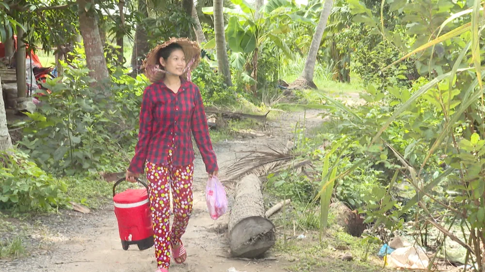 Công việc hàng ngày của chị Ngọc.