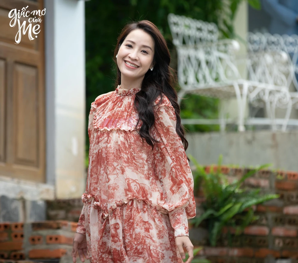 Diễn viên Kim Nhã thủ vai nhân vật Thùy Linh.