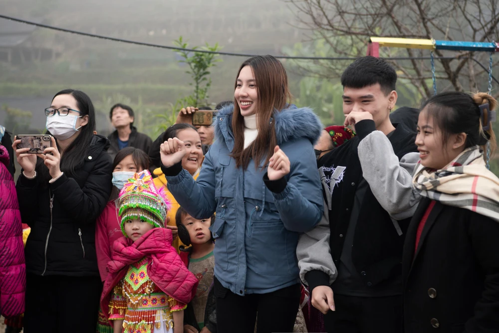 Chuyến thiện nguyện của Thùy Tiên tại Việt Nam. Chuyến thiện nguyện của Thùy Tiên tại Việt Nam.