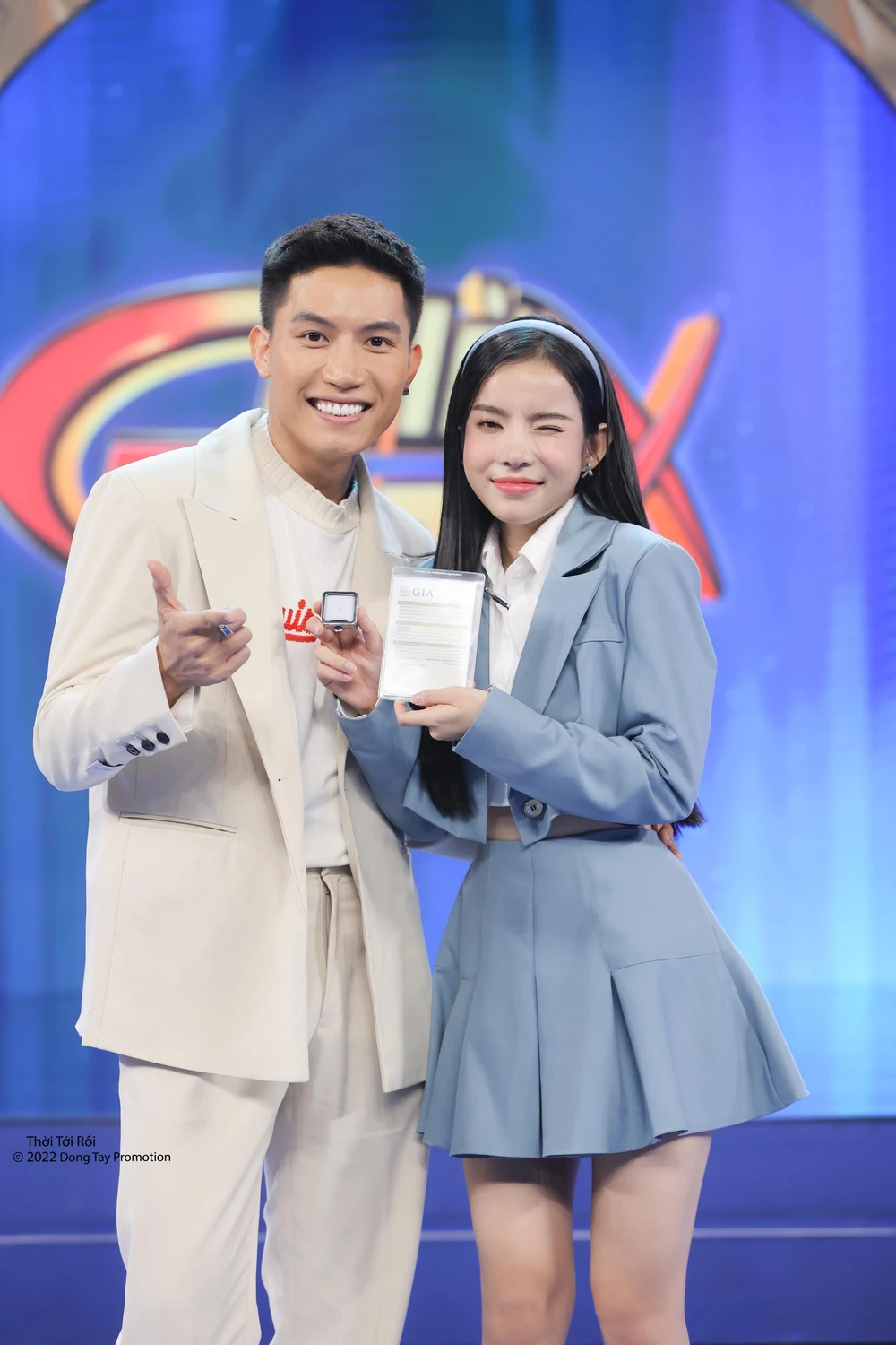 Ca sĩ Lyly giành giải thưởng chương trình.