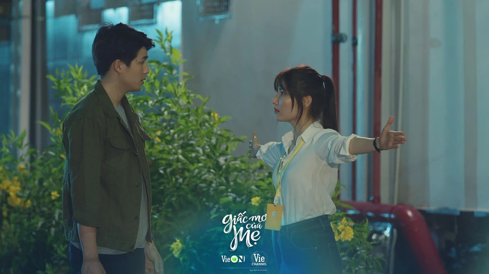 Trà My và Trọng Khang.