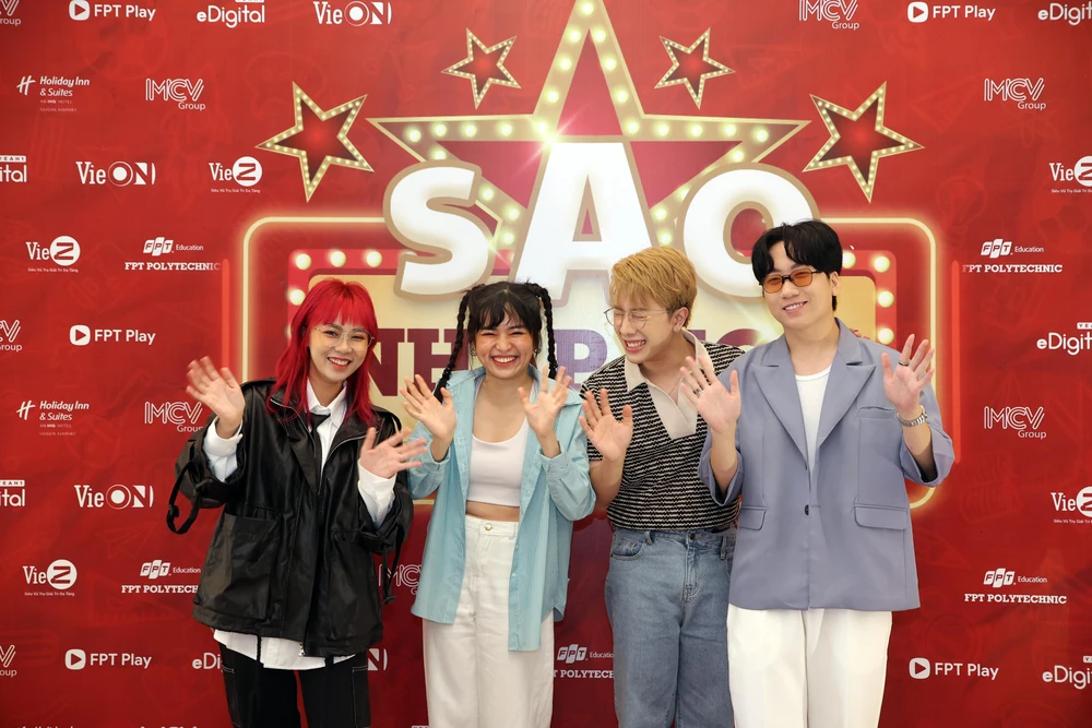 Hình ảnh tại buổi họp báo.