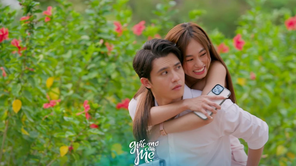 Kiên Cường và Thanh Hằng trong phim. Kiên Cường và Thanh Hằng trong phim.